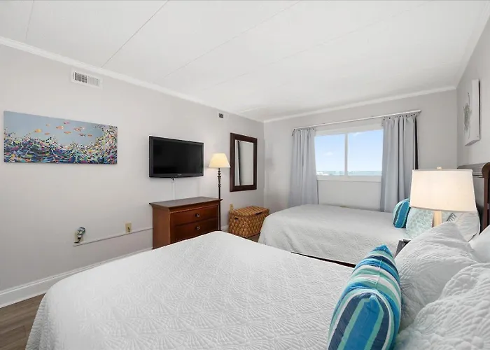 Stunning Renovated 2 Bedroom Direct Ocean Front! Ferienhaus Ocean Stadt
