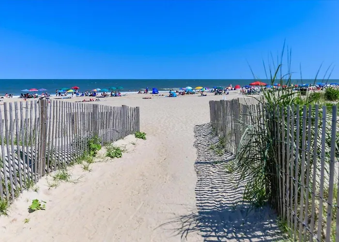 Stunning Renovated 2 Bedroom Direct Ocean Front! Ferienhaus Ocean Stadt